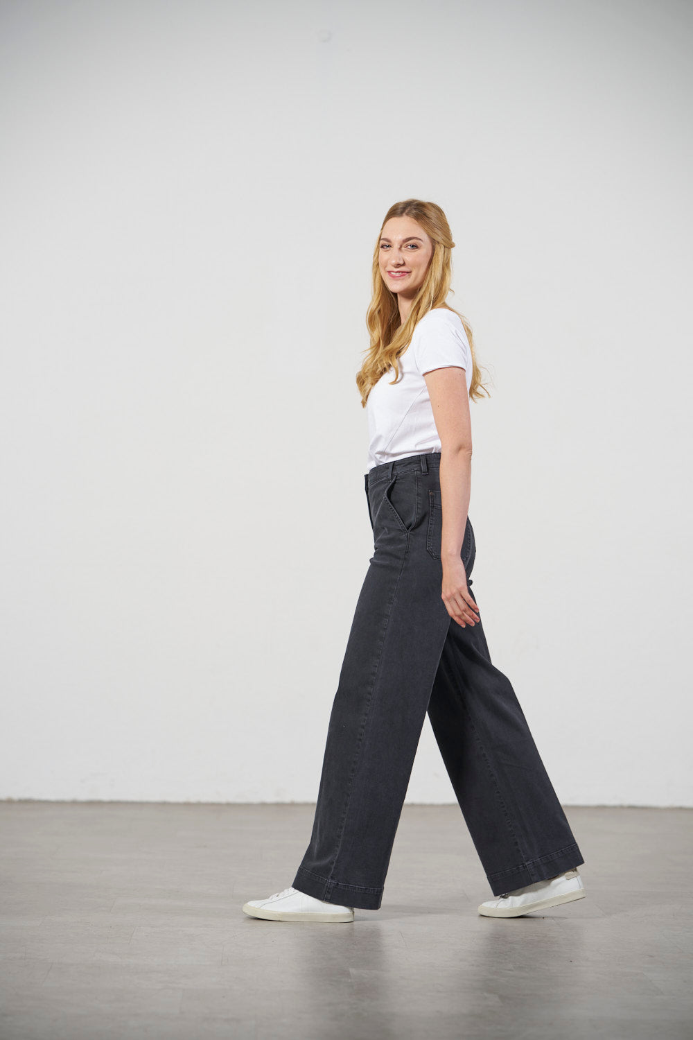 fv-Fr:051 | Wide Leg | High Waist | Hyperflex
