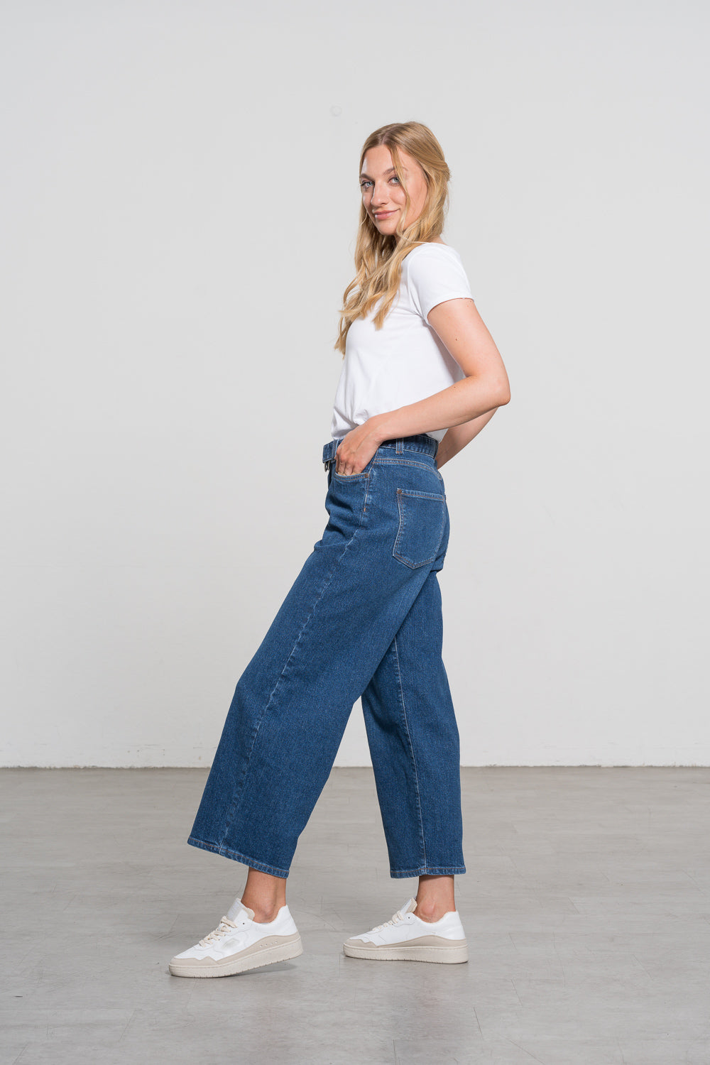 fv-Flo:ra | Wide Leg | High Waist | Ankle | Hemp Denim | Medium Blue