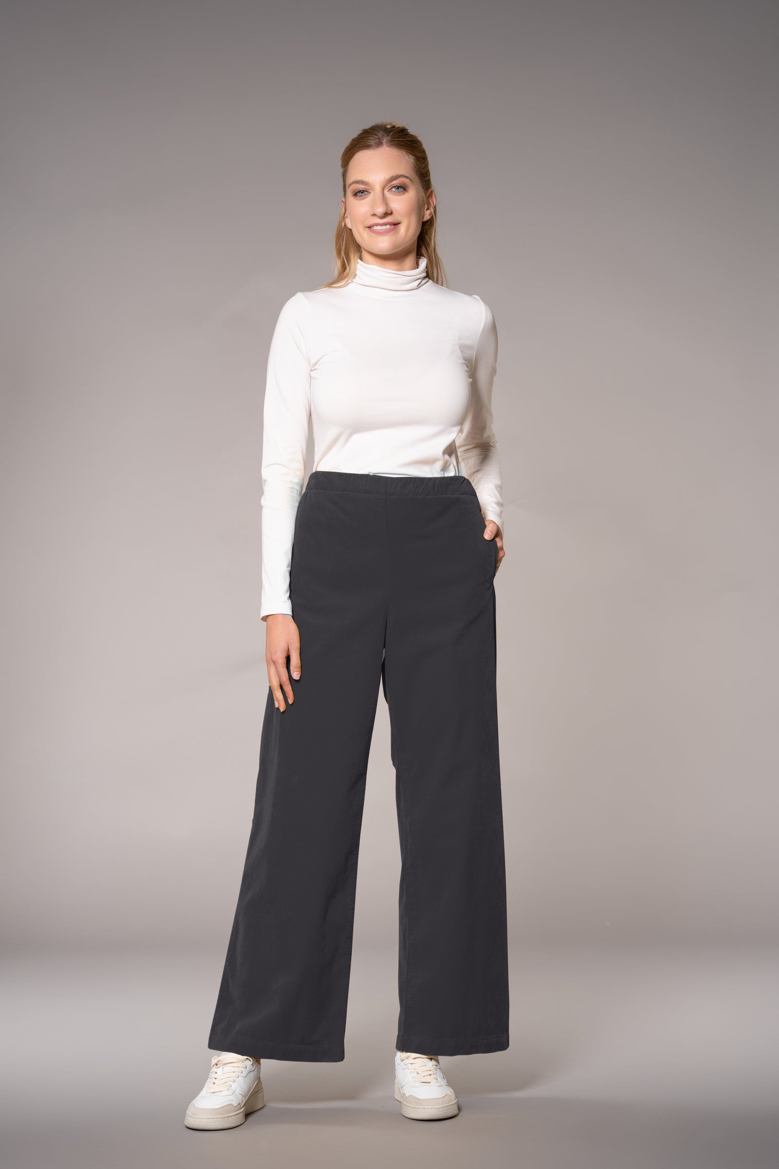 fv-Ma:ry Wide Leg | High Waist | Wide Corduroy I feuervogl