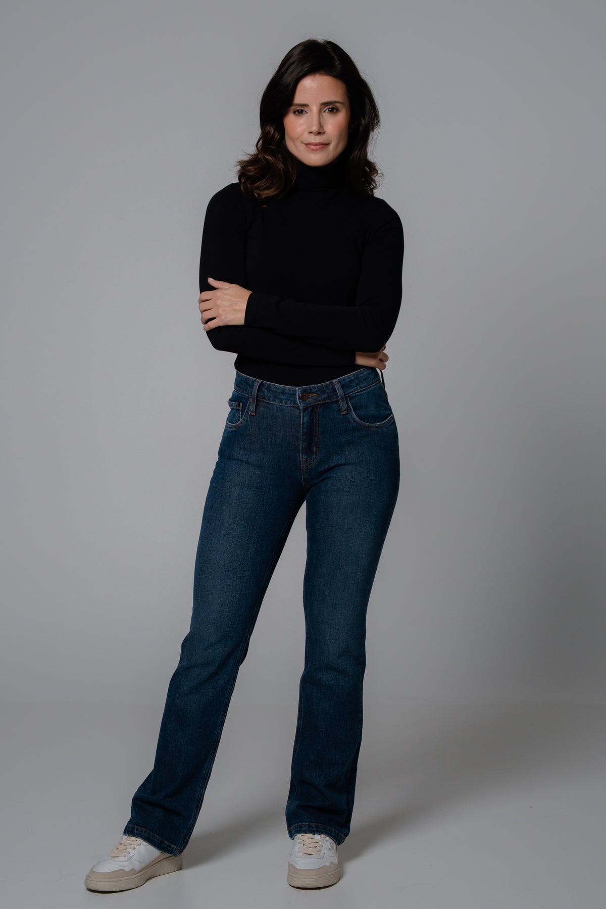 fv-La:ra Straight Leg | Low Waist