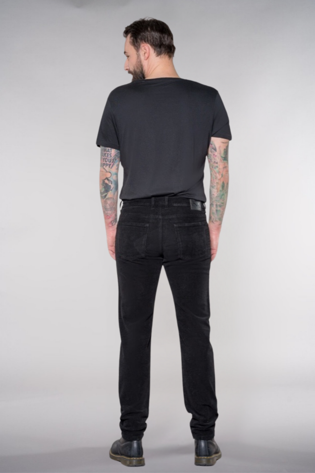 fv-Fi:nn Slim Fit | Medium Waist | Fine Corduroy | Black-Black