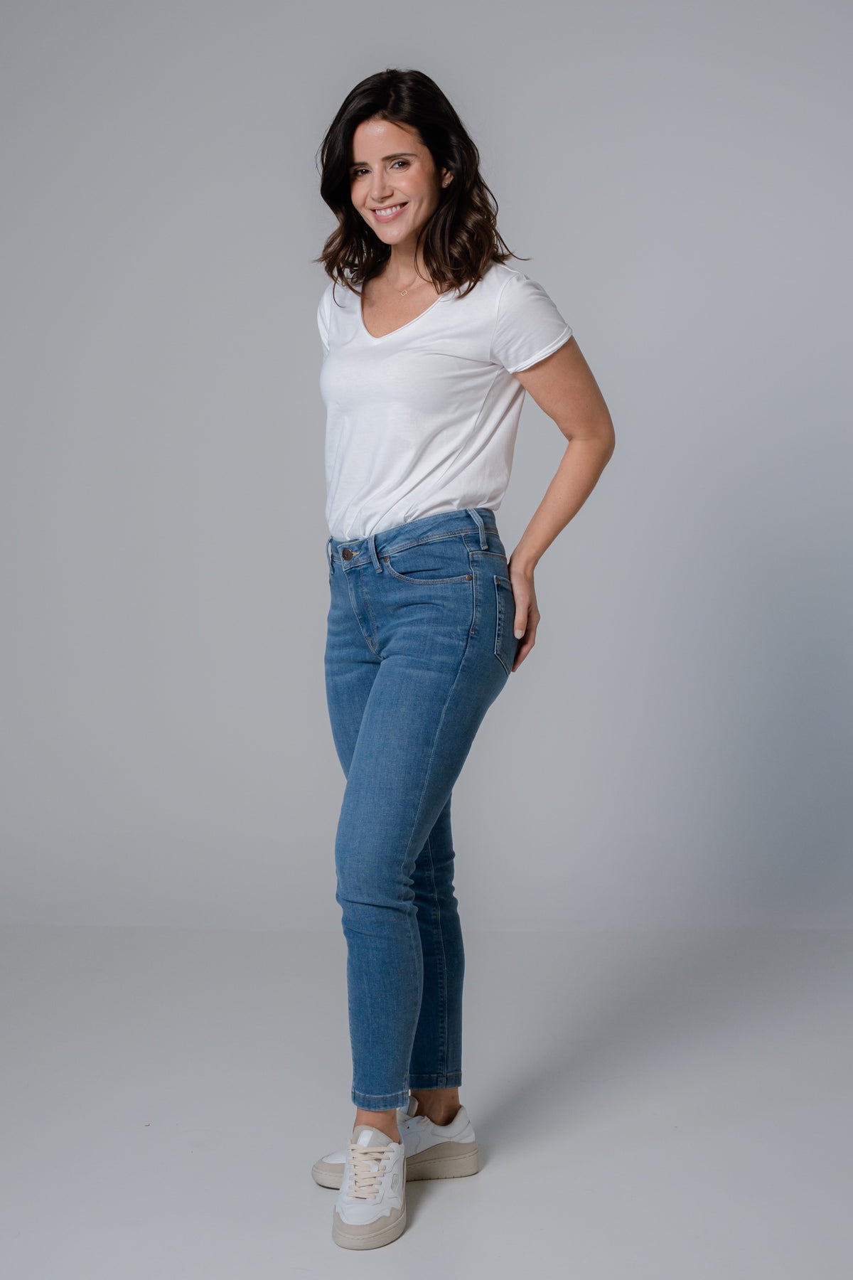fv-Lot:ta | Skinny | Medium Waist | Ankle