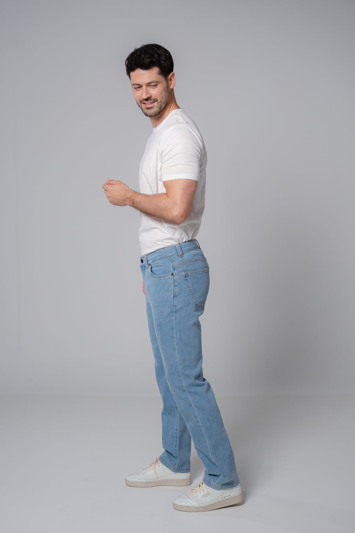 fv-Mi:lo Straight Cut | Medium Waist