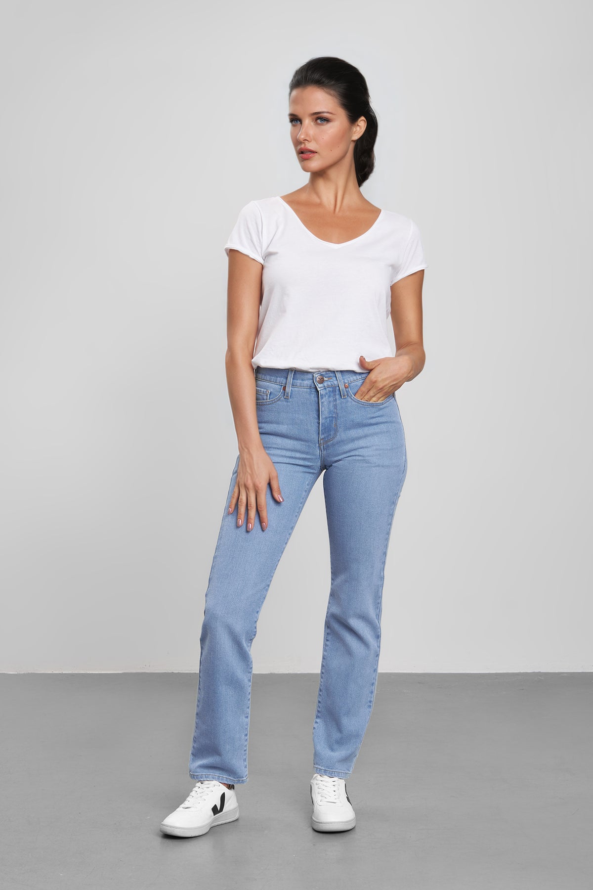 fv-No:va Straight Leg | Medium Waist I feuervogl