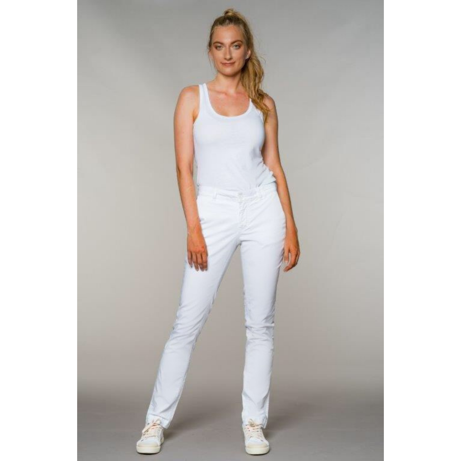 fv-Lai:na Chino | Casual Fit | Olive und White I feuervogl