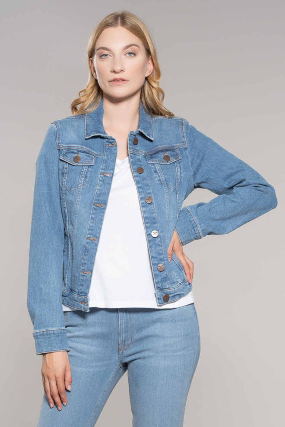 La 2025 jean jacket